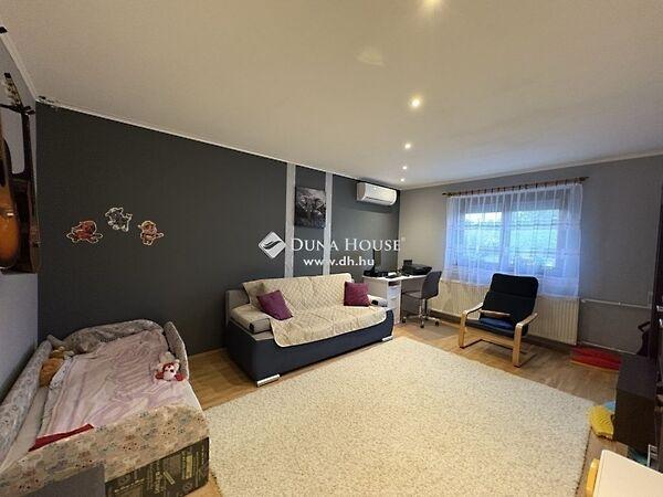 Megyeri, Pécs képe