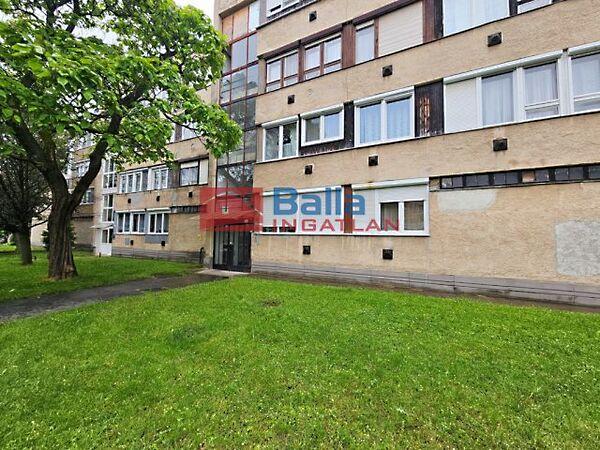 Harkály, Vác képe