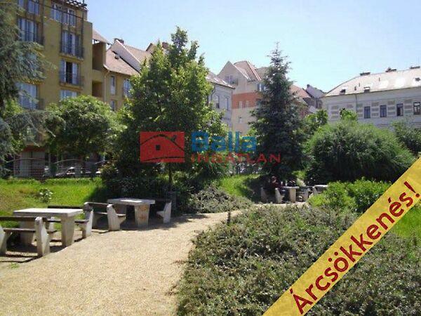 Tűzoltó, Budapest, IX. kerület 3. képe