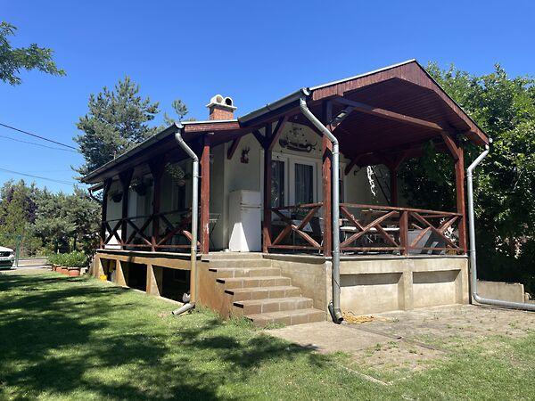 Földvár, Hosszúpályi képe