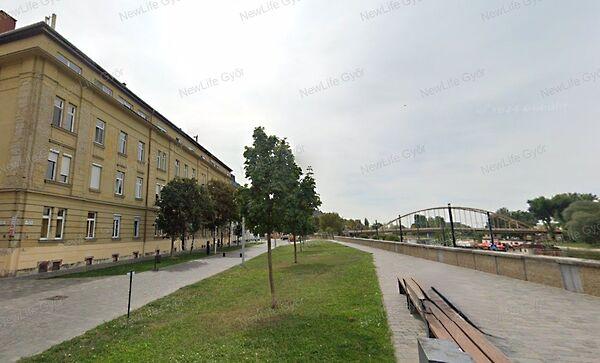 Móricz Zsigmond, Győr 2. képe