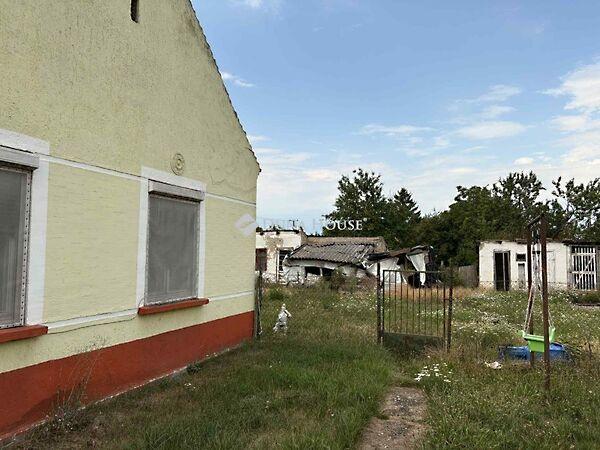 Károlyháza 2. képe