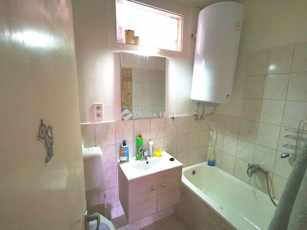 Zóla Emil, Tát 3. képe