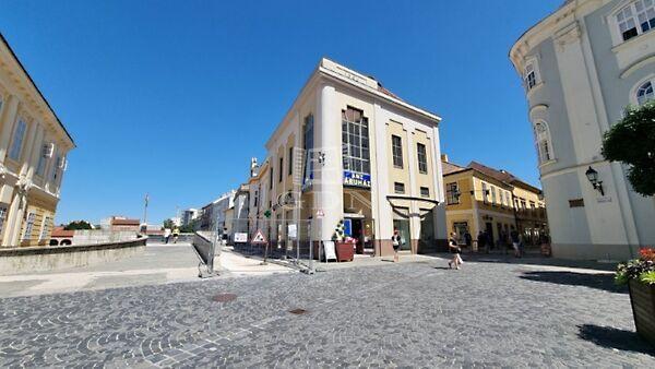 Koronázó, Székesfehérvár képe