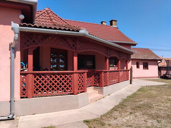 Haladó u., Hosszúpályi képe