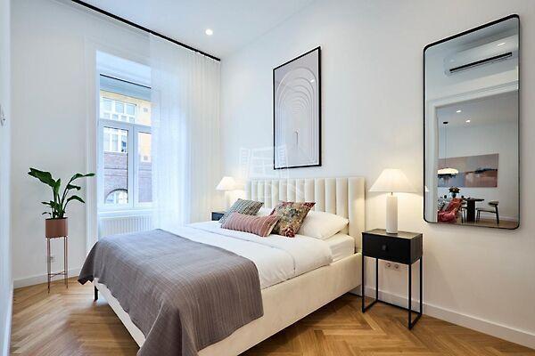 Stollár Béla, Budapest, V. kerület 3. képe