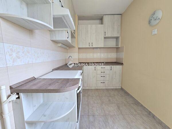 Sarolta, Pécs képe