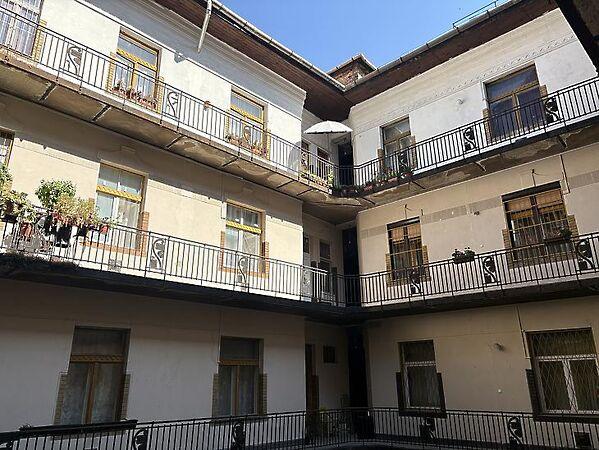 Csengery, Budapest, VI. kerület 2. képe