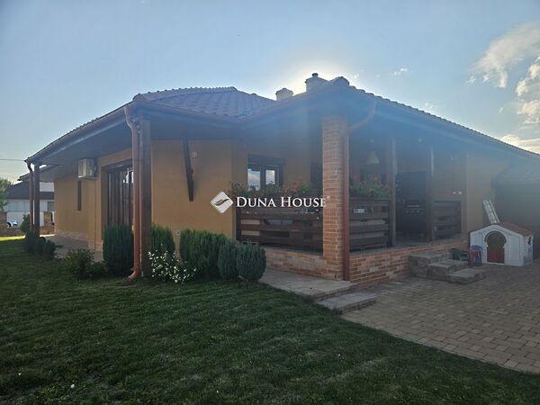 Győrladamér 2. képe