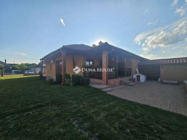 Győrladamér 3. képe