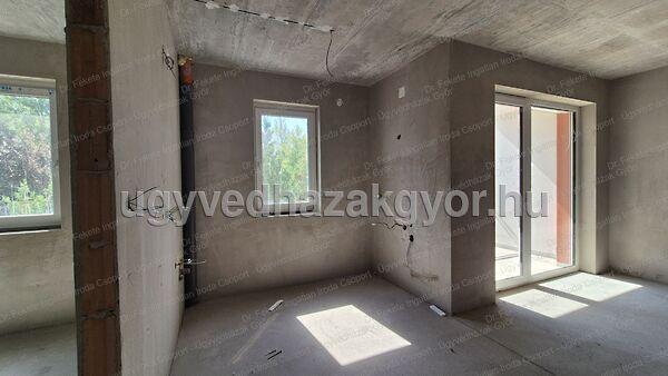 IRODA EM, Győr 3. képe