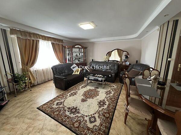 Diótörő, Diósd képe