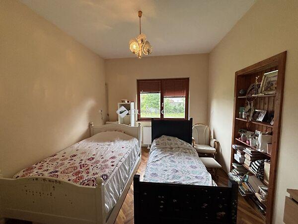 Szent István, Rajka 3. képe