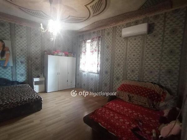 Tesco, Kiskőrös 3. képe