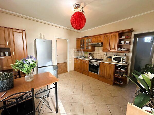 Ház is és lakás is a, Kaposvár 3. képe