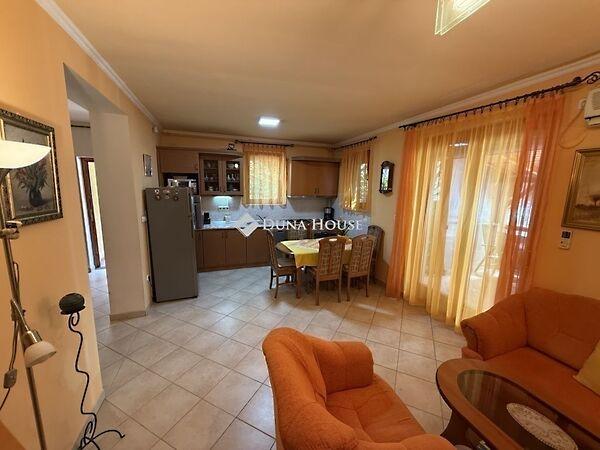 Egyetértés, Kecskemét képe