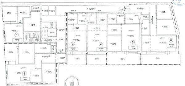 Központi, mégis csendes, Hatvan 2. képe