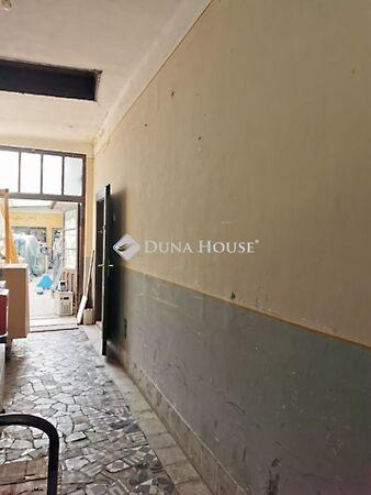 Jókai Mór, Esztergom 2. képe