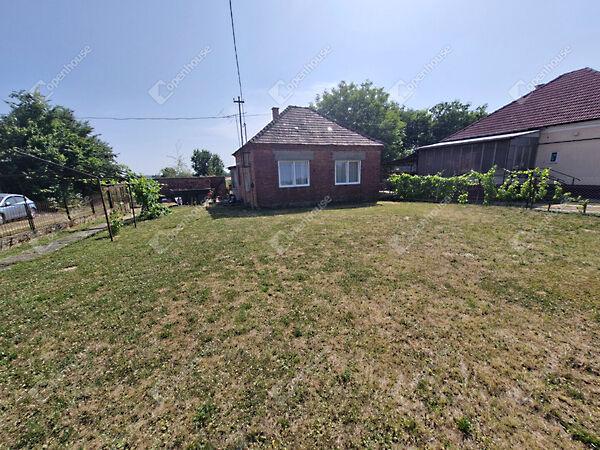 Csörnyeföld 3. képe