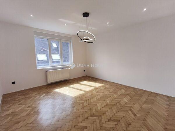 Perczel Miklós, Pécs 3. képe