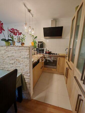 Ibolya, Csömör 3. képe