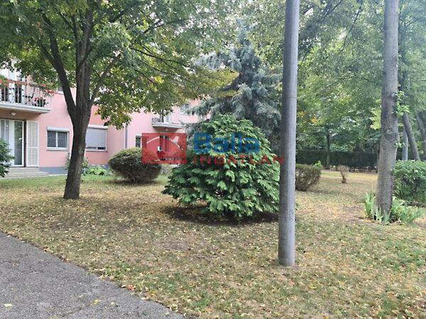 Gyertyaláng, Budapest, IV. kerület 3. képe