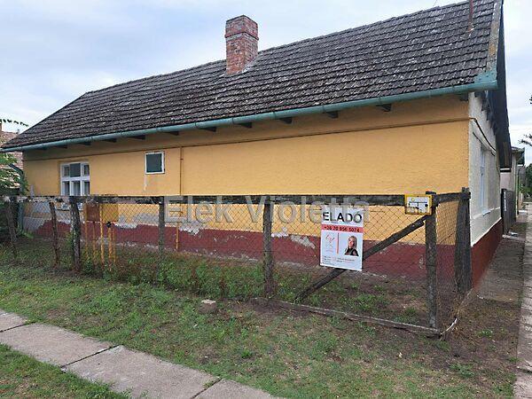 Erzsébet krt., Újszász 3. képe