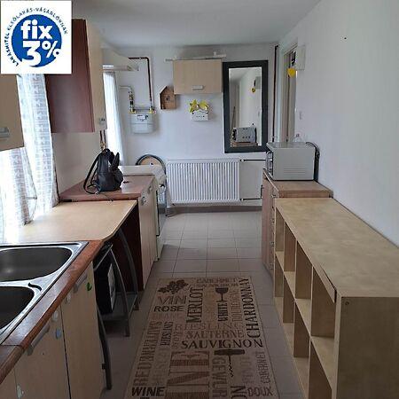 Judit Ingatlan és, Monor képe