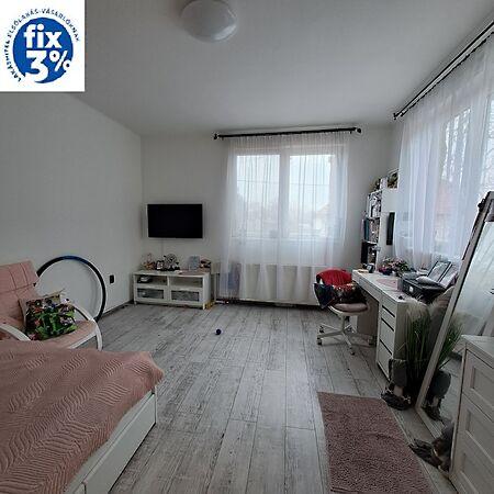 Judit Ingatlan és, Monor képe