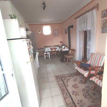 Béke, Tard 3. képe