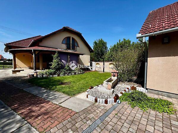 Park, Bóly 2. képe