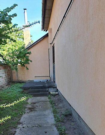 Judit Ingatlan és, Monor 3. képe