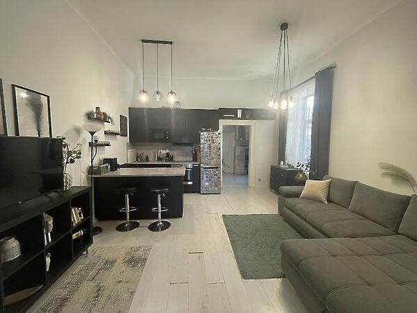 Ambrus Zoltán, Budapest, IV. kerület 2. képe