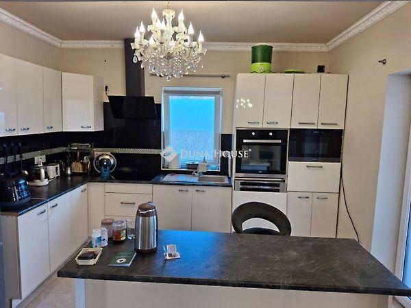 Vörösmarty, Bicske 3. képe