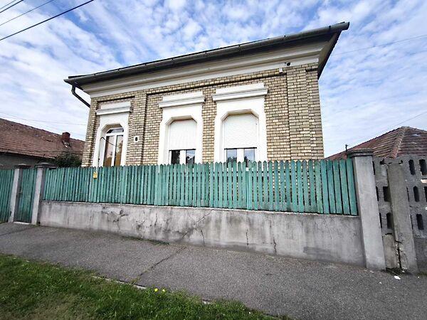 Jókai Mór, Sajószentpéter képe