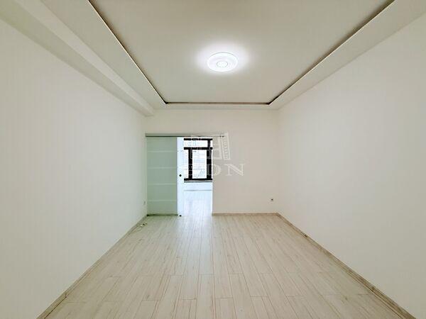 Párizsi, Budapest, V. kerület 2. képe