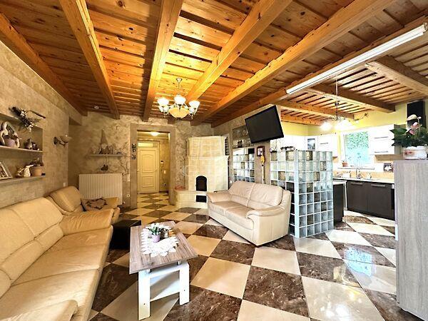 Hangulatos, tágas mediterrán, Orci 3. képe