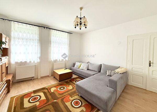 Zrínyi, Hobol 2. képe