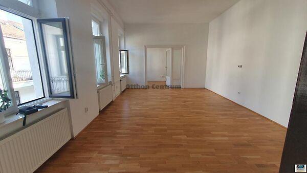 Dísz, Budapest, I. kerület 3. képe