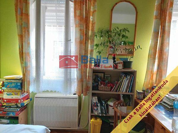 Ambrus Zoltán, Budapest, IV. kerület 3. képe