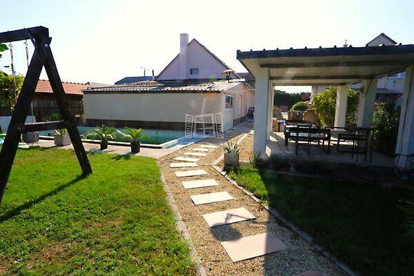 Besztercei, Vecsés 3. képe