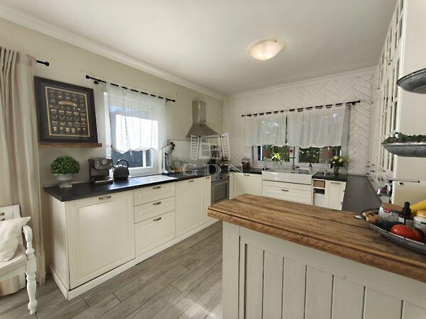 Eötvös, Dunaharaszti képe