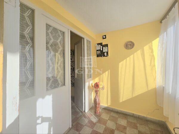 lakható ház kút, garázs,, Iklódbördőce 3. képe