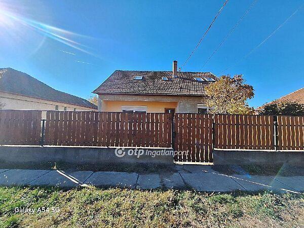 Telekgerendás képe