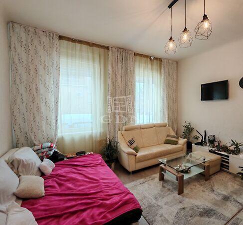 Ide csak költözni, Vecsés 3. képe