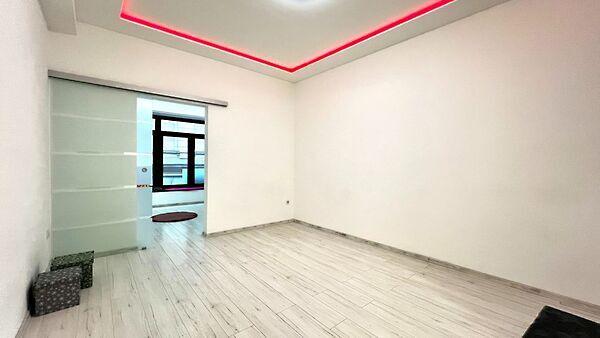 Párizsi, Budapest, V. kerület 3. képe