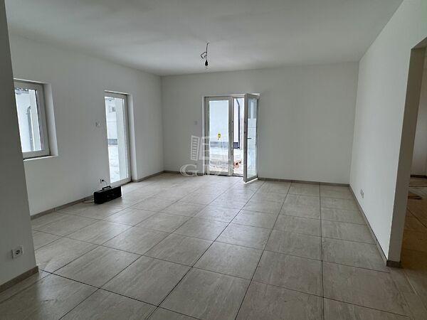 Hőszivattyús nappali + 3, Bicske 3. képe