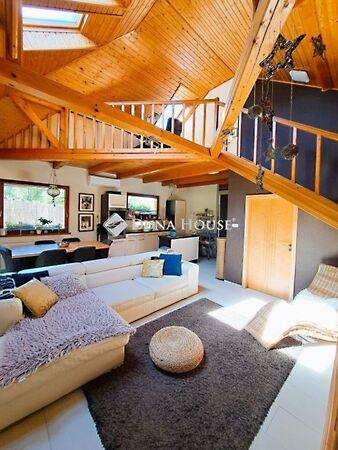 Kincses, Esztergom képe