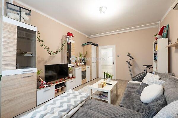 Mártírok, Tatabánya 3. képe