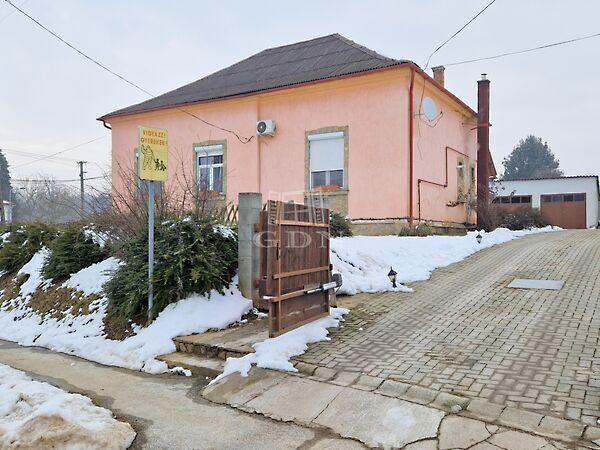 3,5 m-es belmagasság, 6 garázs, 3, Nagylengyel 3. képe